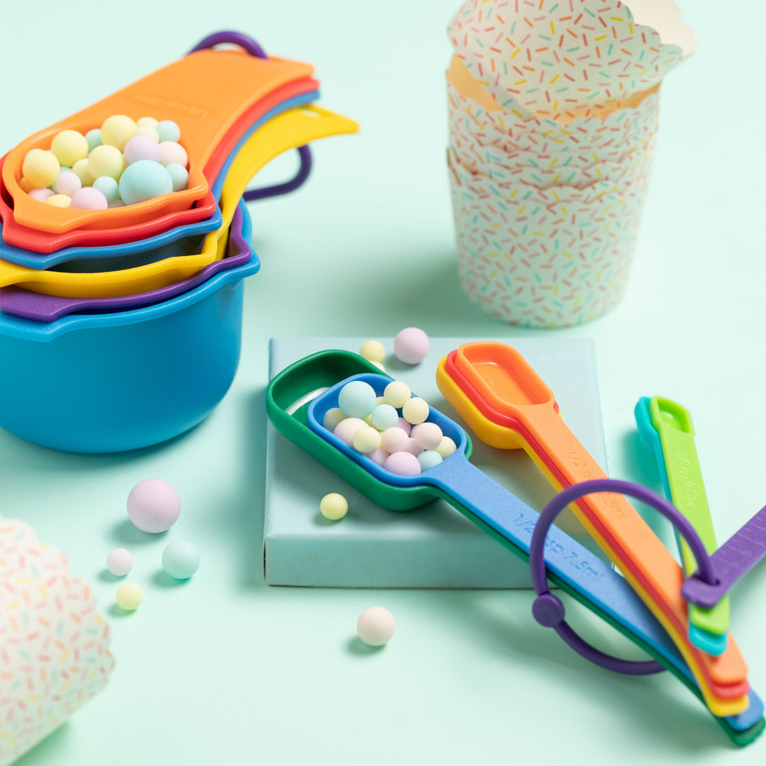 Little Giants Measuring Cups &amp; Spoons Bundle