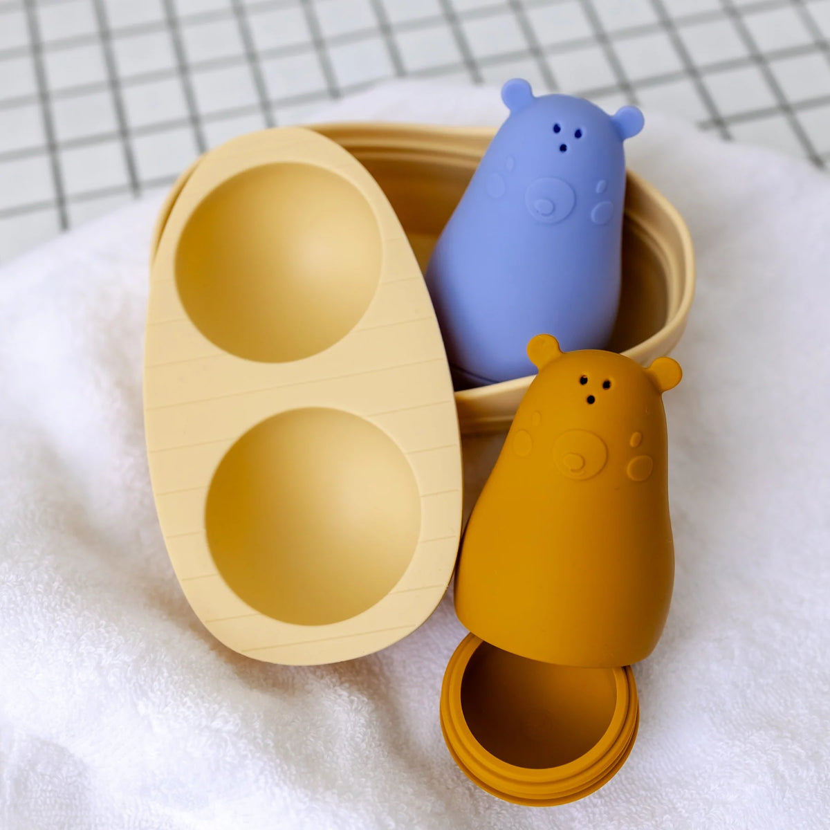 Bear &amp; Moo Silicone Boating Bears