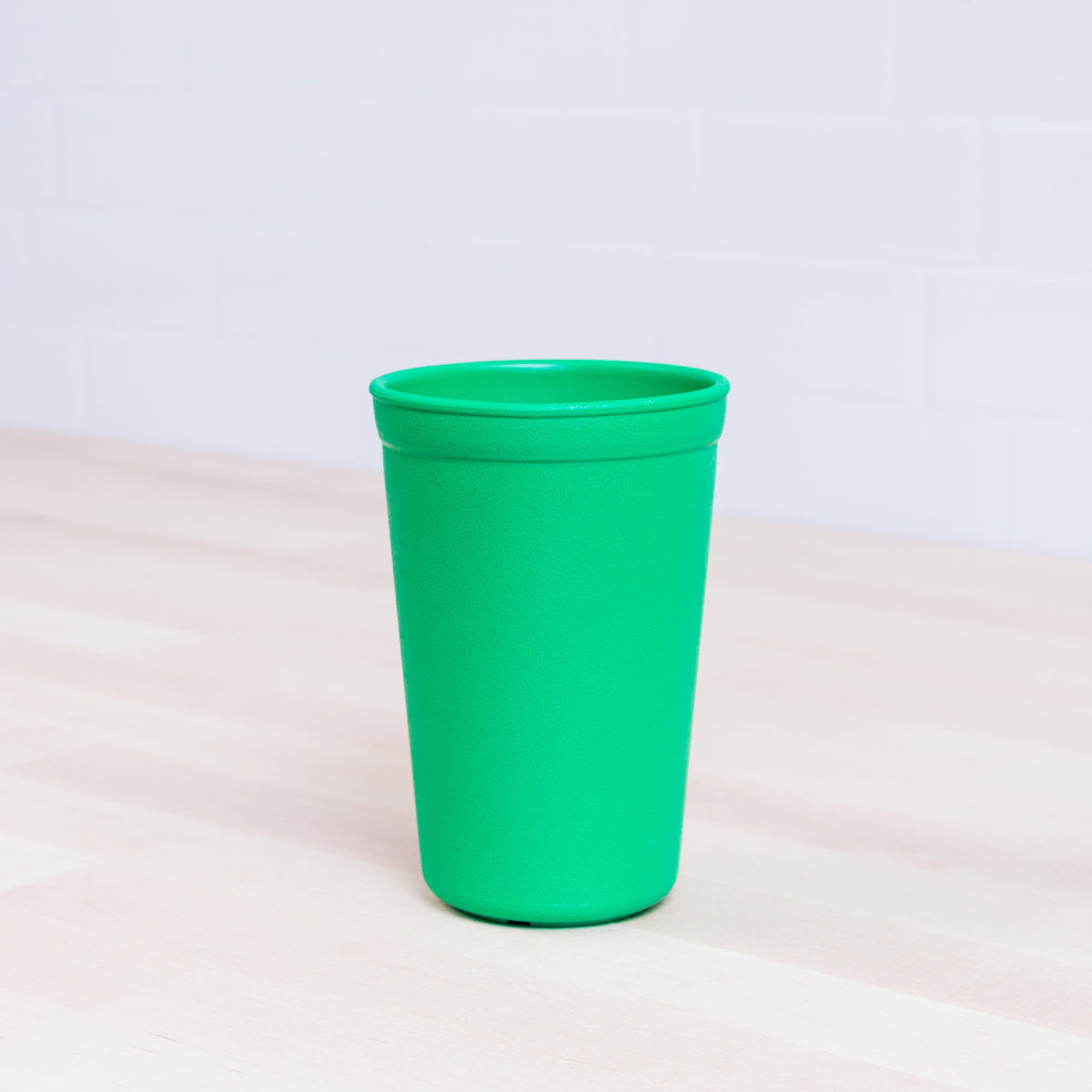 10-oz-drinking-cup--013_711_kellygreen.jpg