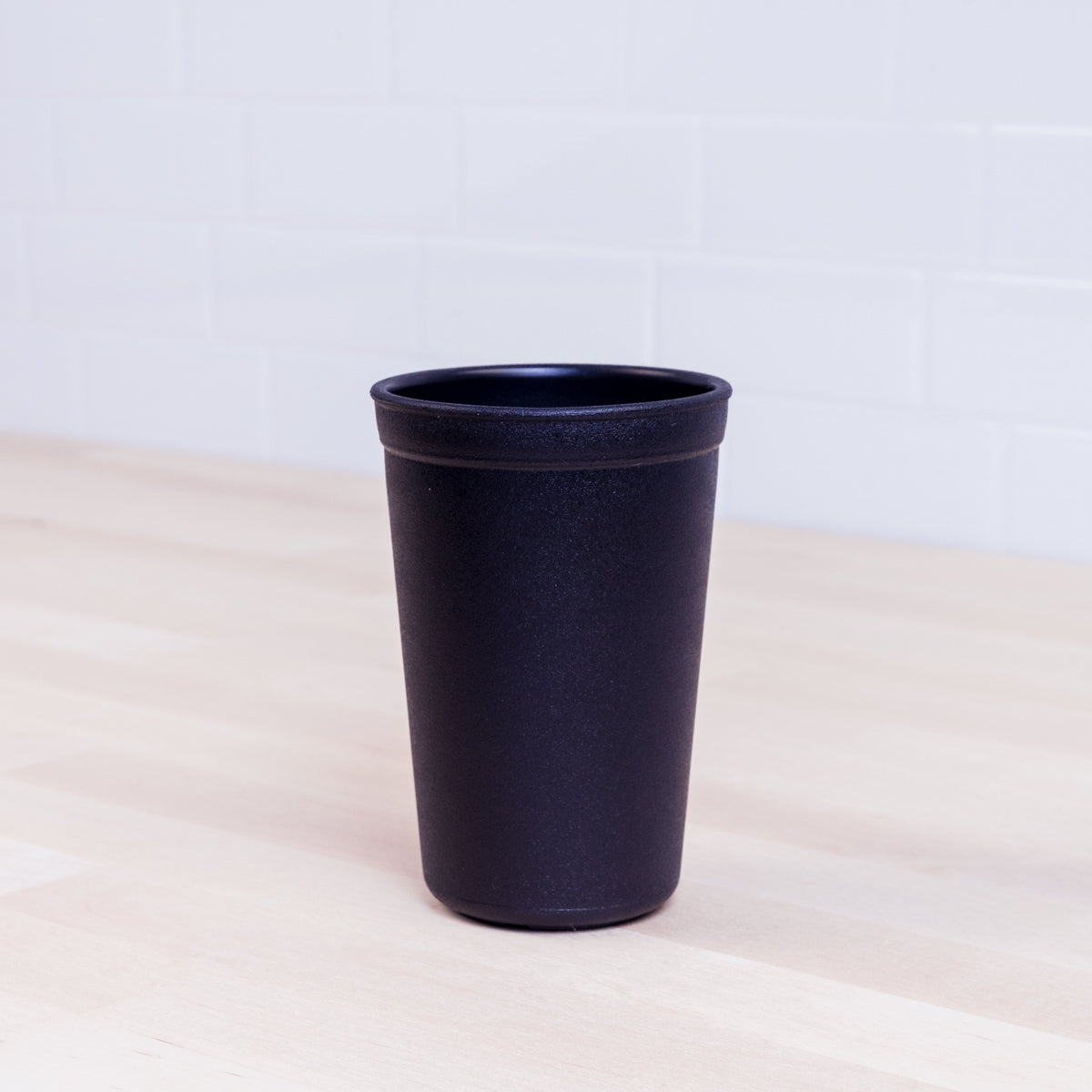 10-oz-drinking-cup--015_713_black.jpg